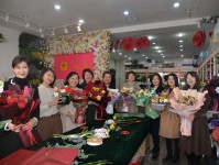 靖邊：各級各界喜迎“三八”婦女節2025年6月8日壁报花边